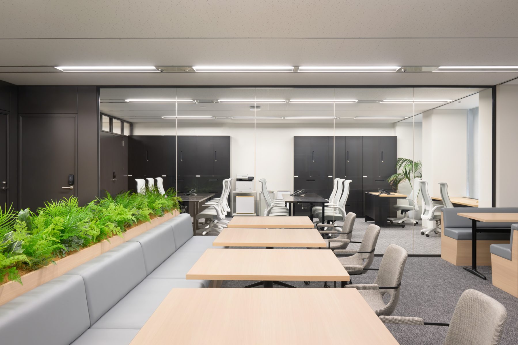 works282_株式会社エーエルジェイ　東京本社
