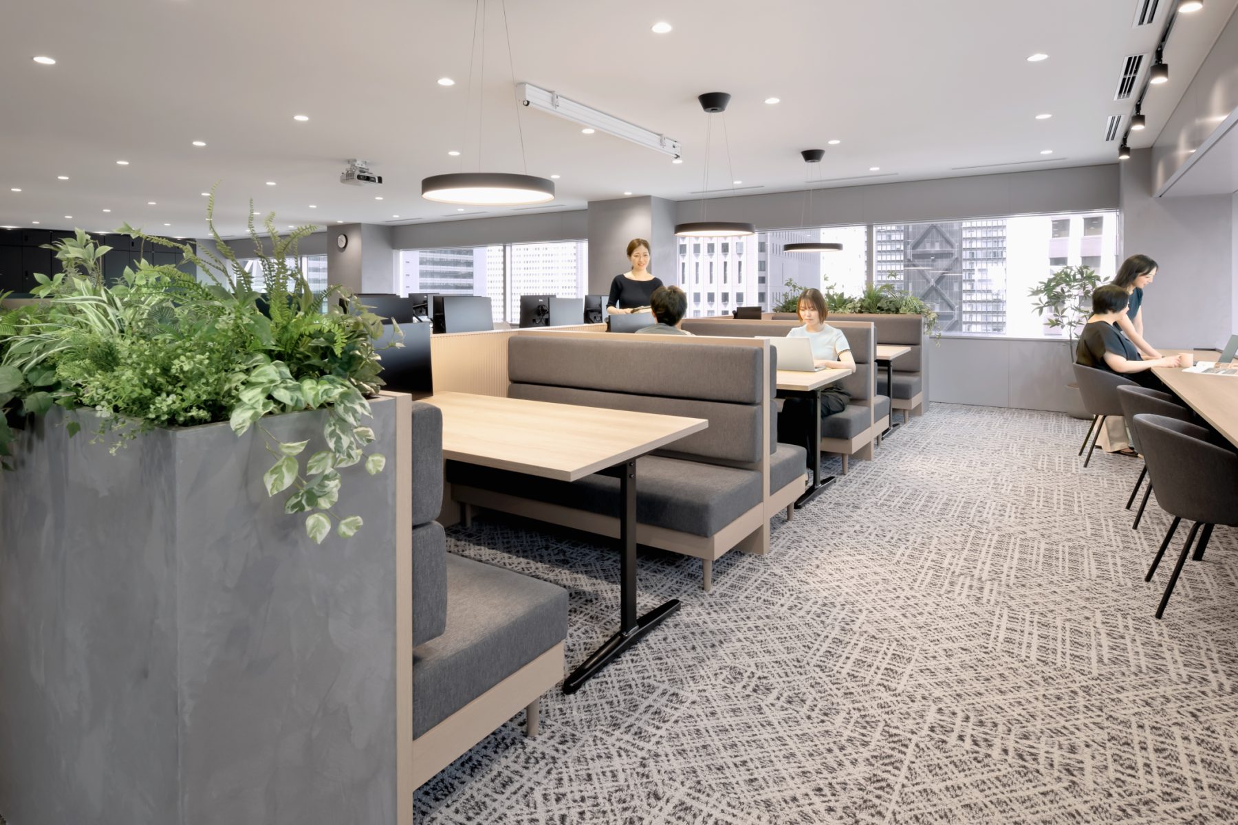 works301_株式会社リクルートスタッフィング 新宿オフィス